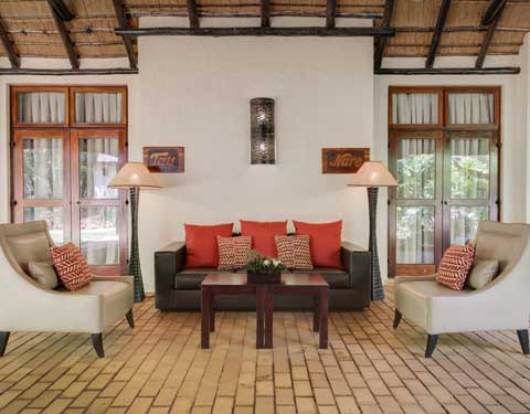 Lounge and Coffee Bar